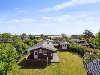 Holiday Home Felicity - 250m from the sea by Interhome - 1