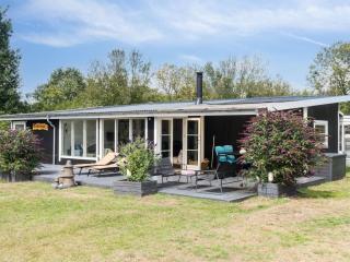 Holiday Home Sakulfuer - 390m from the sea by Interhome - 5