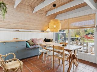 Holiday Home Epiphania - 700m from the sea by Interhome - 5