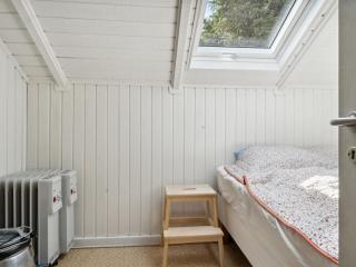 Holiday Home Konrad - 700m from the sea by Interhome - 5