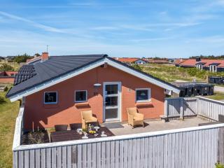 Holiday Home Jenvold - 600m from the sea by Interhome - 2