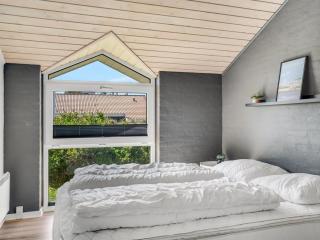 Holiday Home Jenvold - 600m from the sea by Interhome - 2