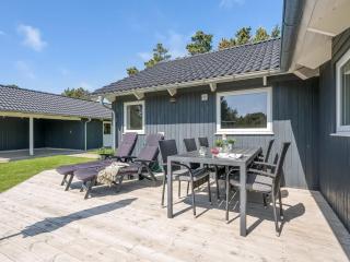 Holiday Home Elina - 600m from the sea by Interhome - 8