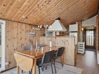 Holiday Home Tianna - 500m from the sea by Interhome - 9