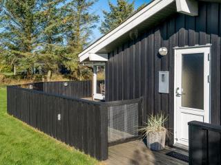 Holiday Home Apsolon - 600m from the sea by Interhome - 2