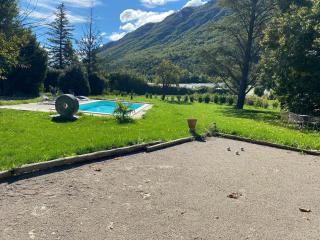 Maison de la tuilière hautes alpes piscine et boulodrome 12 personnes - 5