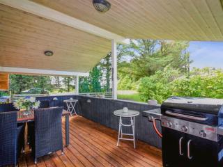 Holiday Home Wisti - 600m from the sea by Interhome - 5