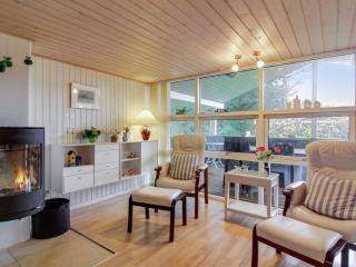 Holiday Home Wisti - 600m from the sea by Interhome - 1