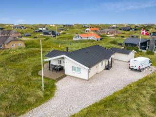 Holiday Home Elfi - 700m from the sea by Interhome - 1