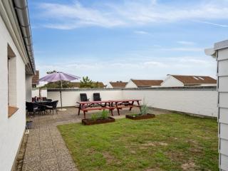 Holiday Home Werna - 900m from the sea by Interhome - 2