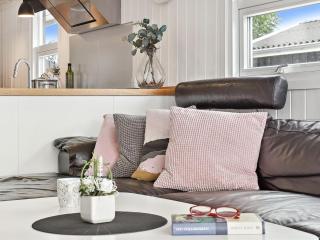 Holiday Home Sylvi - 750m from the sea by Interhome - Hals - 1