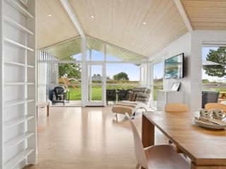 Holiday Home Thjodulf - 300m from the sea by Interhome - 2