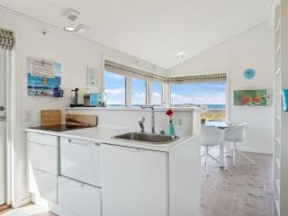 Holiday Home Normand - 50m from the sea by Interhome - 5