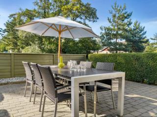 Apartment Sophy - 150m from the sea by Interhome - 4