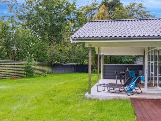 Holiday Home Gisl - 1-3km from the sea by Interhome - 3