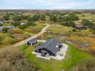 Holiday Home Eloise - 400m from the sea by Interhome - 1