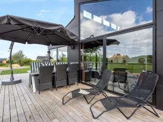 Holiday Home Emilie - 250m to the inlet by Interhome - 2