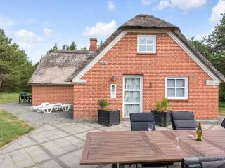 Holiday Home Hunno - 3km from the sea by Interhome - 4