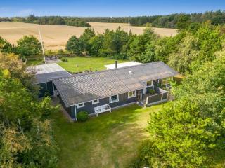 Holiday Home Waghn - 800m to the inlet by Interhome - 6