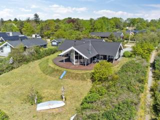 Holiday Home Elspeth - 25m from the sea by Interhome - 7