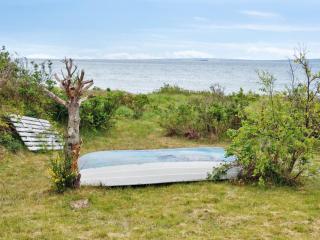 Holiday Home Elspeth - 25m from the sea by Interhome - 2