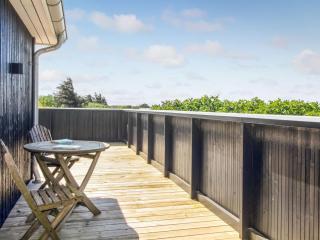 Holiday Home Sanni - 225m from the sea by Interhome - 1