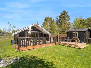 Holiday Home Nayati - 800m from the sea by Interhome - 0