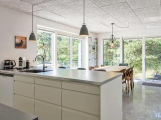 Holiday Home Razmo - 2-5km from the sea by Interhome - 4