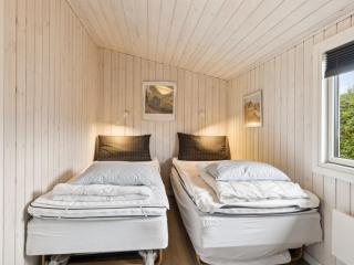 Holiday Home Kjera - 450m from the sea by Interhome - 2