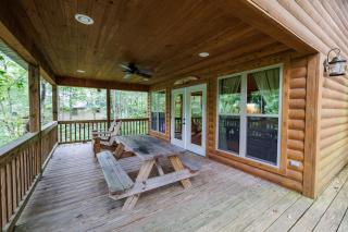 A Little River Romance - Private Dock - Hot Tub - 2