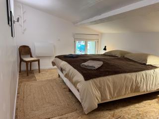 Proche Carcassone chambre avec salle de bain et WC privée Piscine salon et kitchenette partagés avec voyageurs - 9