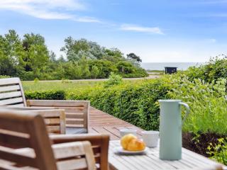 Holiday Home Nora - 100m from the sea by Interhome - 4