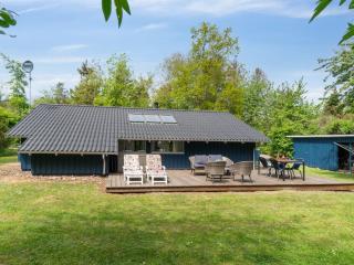 Holiday Home Ejnarine - 300m from the sea by Interhome - 1