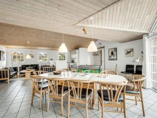 Holiday Home Edlef - 800m from the sea by Interhome - 7