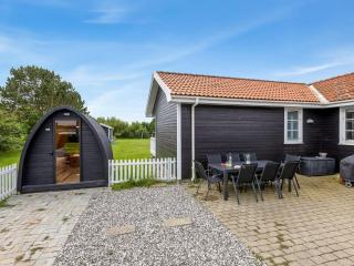 Holiday Home Torhild - 700m from the sea by Interhome - 4