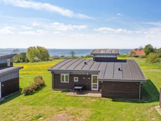 Holiday Home Halvor - 275m from the sea by Interhome - 5