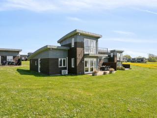 Holiday Home Halvor - 275m from the sea by Interhome - 1