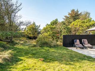 Holiday Home Swenki - 700m from the sea by Interhome - 5