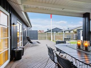 Holiday Home Svante - 600m from the sea by Interhome - 2