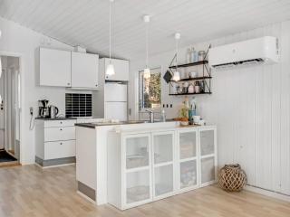 Holiday Home Krum - 250m from the sea by Interhome - 1