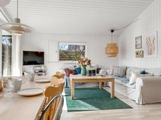 Holiday Home Krum - 250m from the sea by Interhome - 2