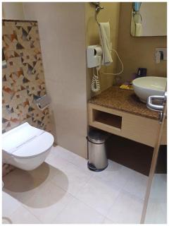 Hotel Q Saina Aarokan Height Near Sea Beach And Jagannath Temple Puri - Puri - 7