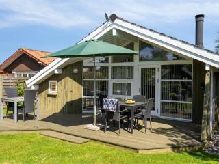 Holiday Home Hereth - 100m from the sea by Interhome - 2