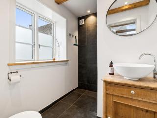 Holiday Home Sjard - 300m from the sea by Interhome - 5