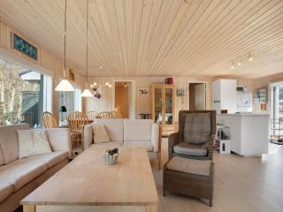 Holiday Home Dwerg - 500m from the sea by Interhome - 7