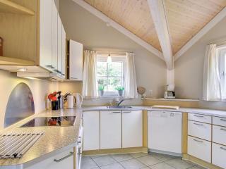 Holiday Home Femmy - 500m from the sea by Interhome - 1