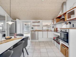 Holiday Home Marno - 500m from the sea by Interhome - 5