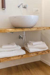 Emma's Downtown - Eco Design Rooms - 1