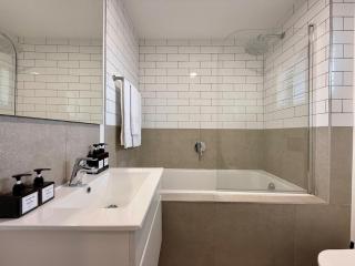 Mountain Whisper - Le Jardin Unit 306 - 3