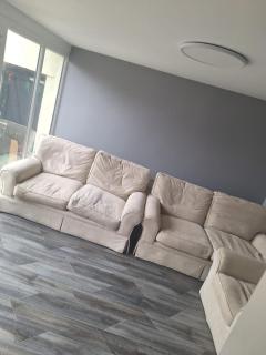 Contractor friendly huge house - 0
